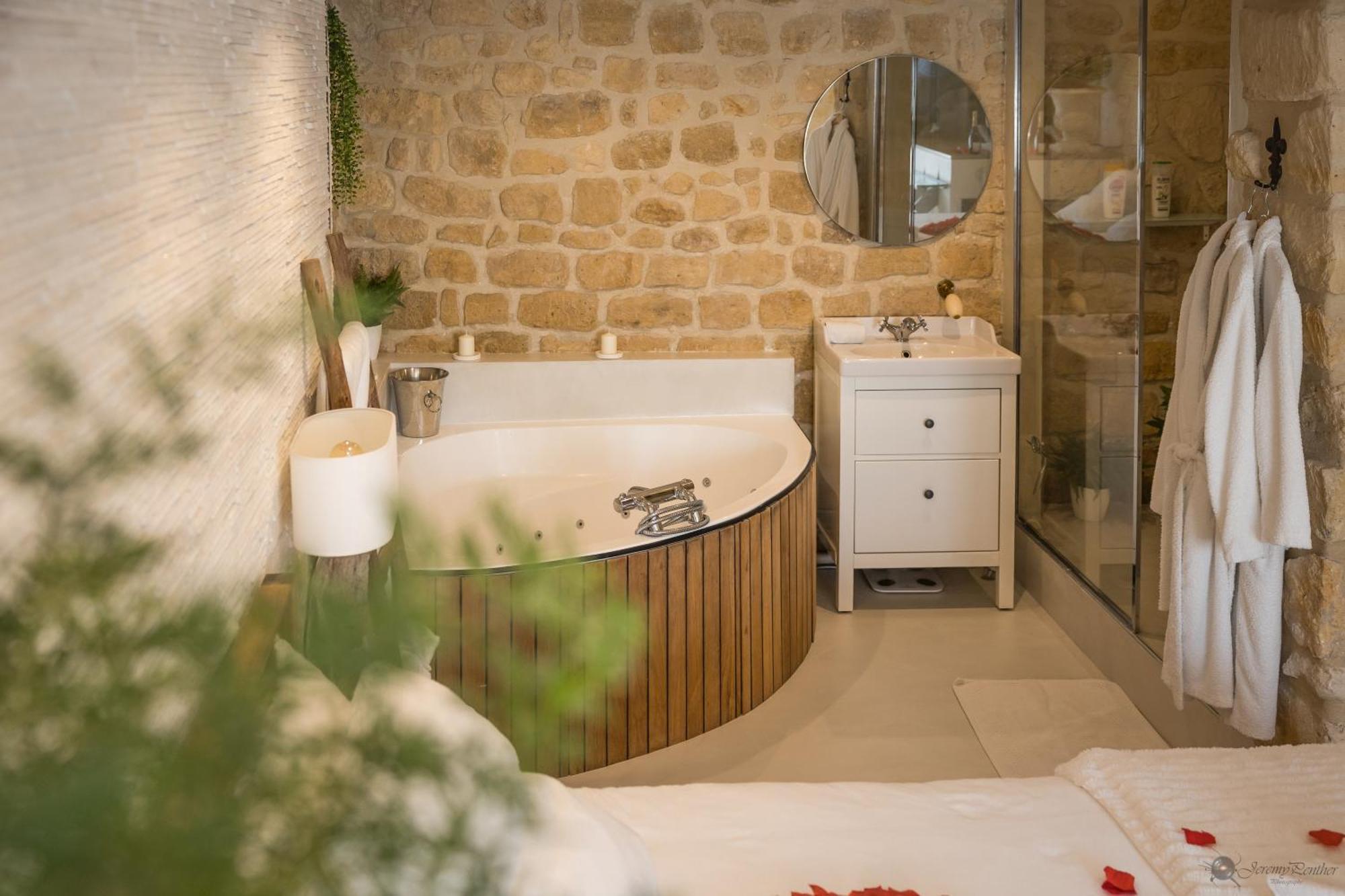 Apartamento Chez Millouz - Triplex Semi-Troglodyte Pontoise Exterior foto